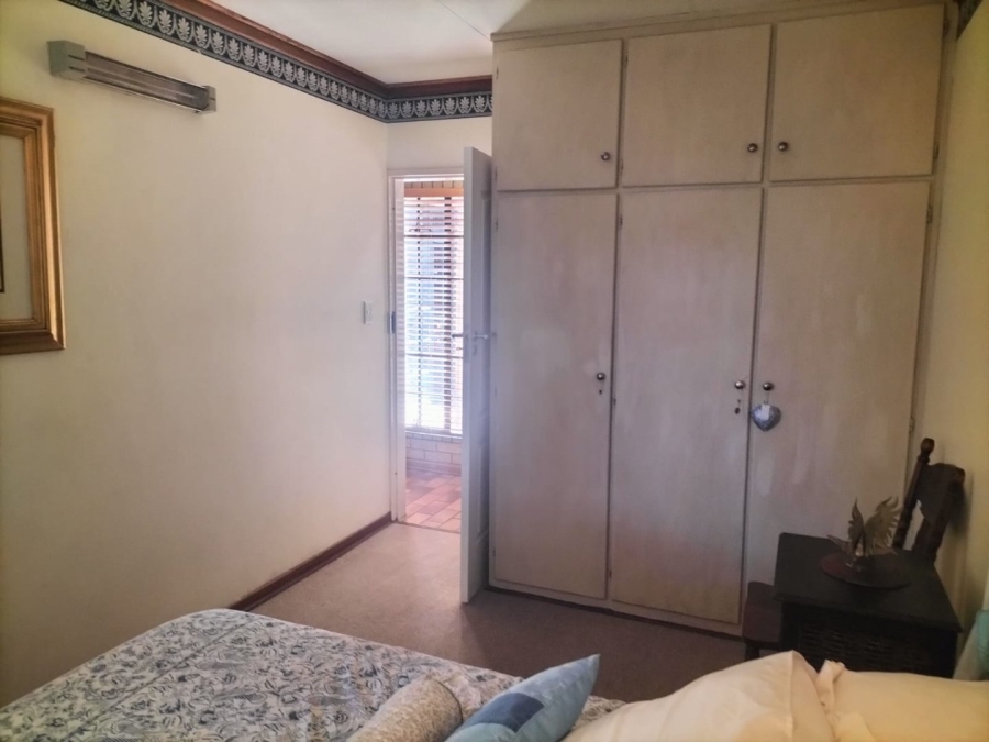 4 Bedroom Property for Sale in Pentagon Park Free State